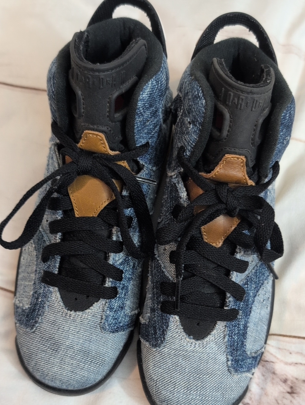 Jordan 6 Retro Washed Denim High Top Sneakers Youth 4.5 2019